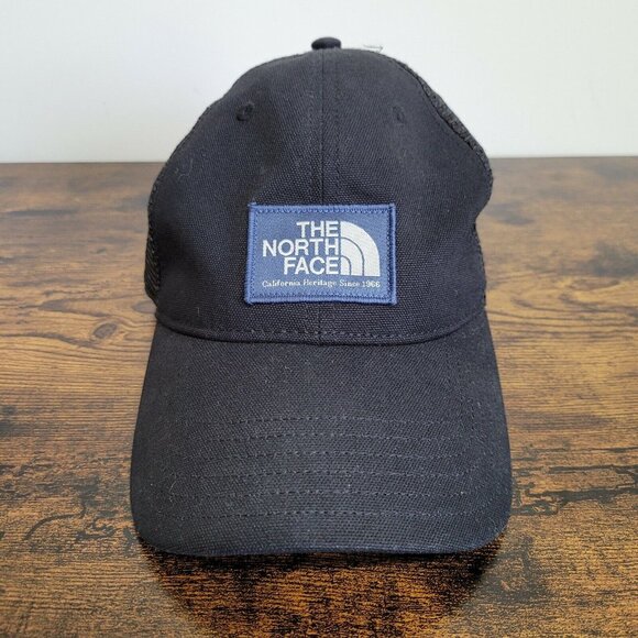The North Face Black Mesh Snapback Trucker Hat Mens Womens Unisex Adjustable - Picture 1 of 7